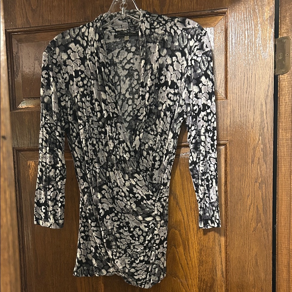 Rose & Olive Black and White Patterned Blouse